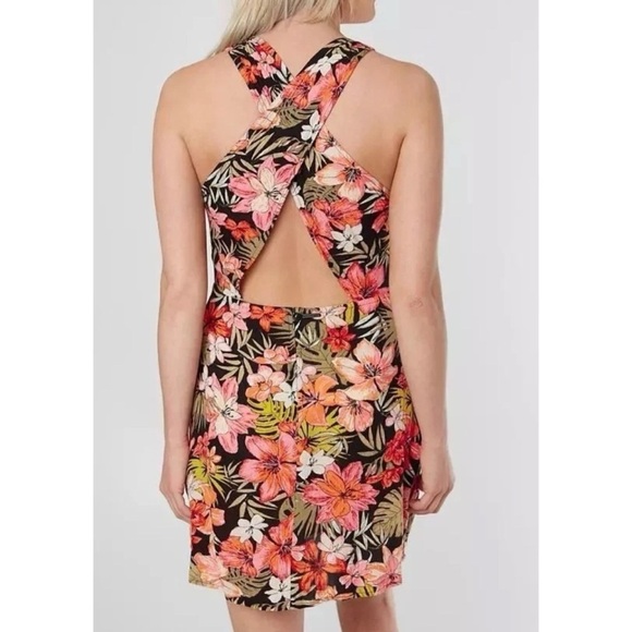 Billabong Knotted Heart Floral Dress - Picture 2 of 11